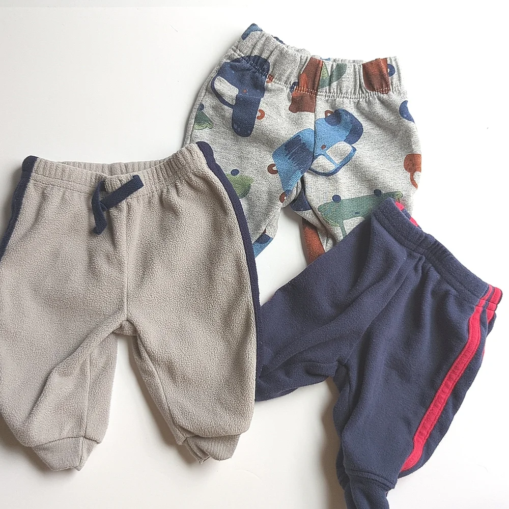 Bundle of Carter's Newborn Sweatpants 3